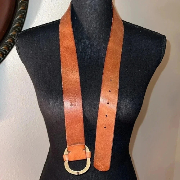 Gap Vintage Tobacco Brown British Distressed Leather
Belt with Brass Buckle XS - Picture 2 of 16